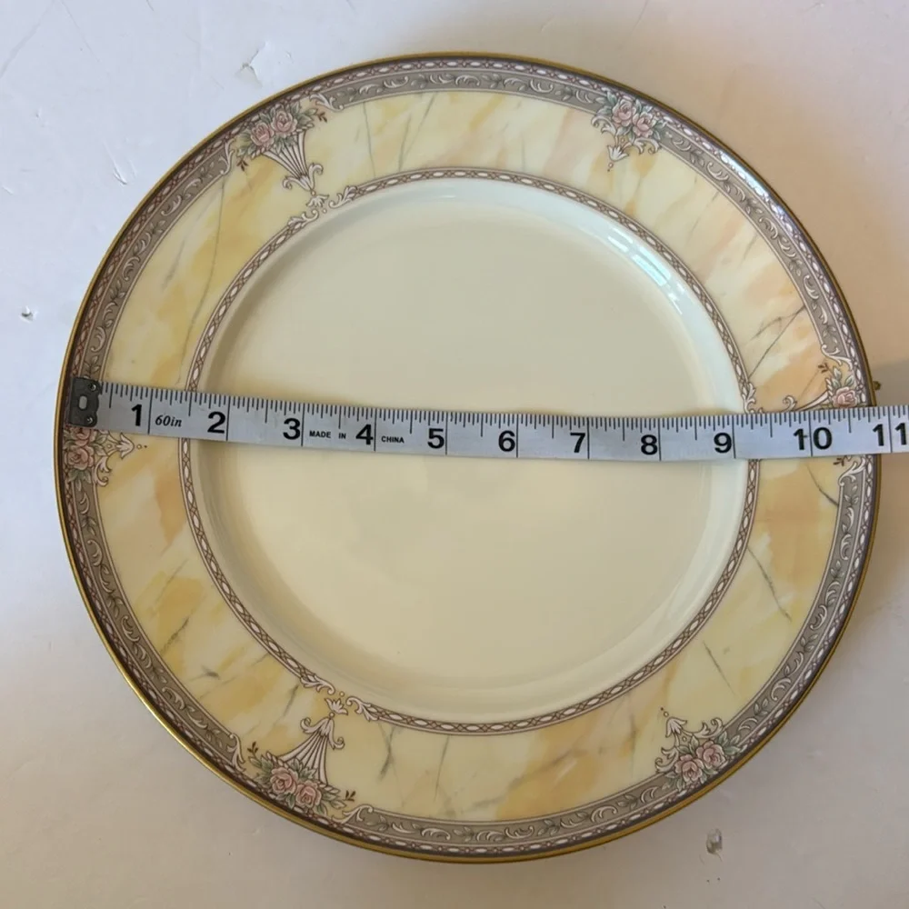 Vintage Mikasa marble 5 piece plates set